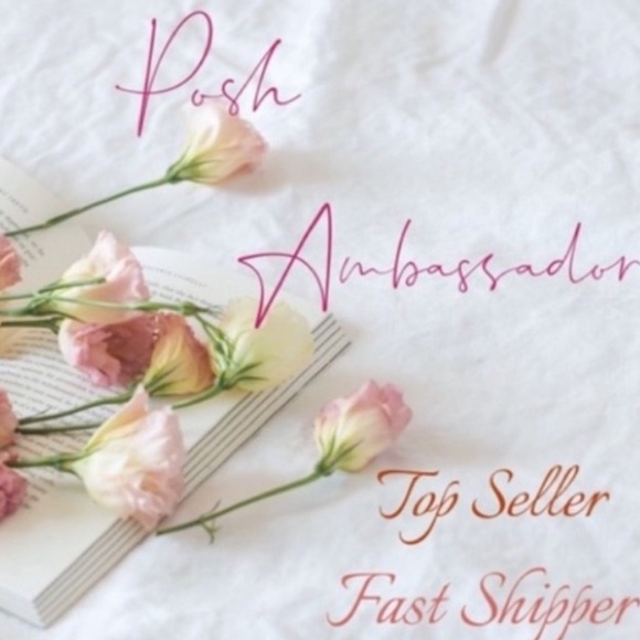 Studs, Cubic Zirconia, White Crystals - Picture 7 of 12